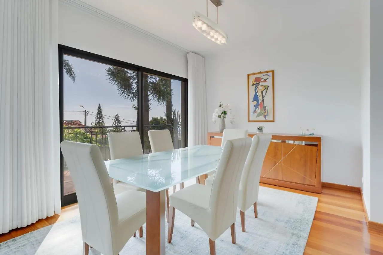 3B Villa Heated Pool Barbecue Games Room Funchal  0*, Funchal (Madeira) Portugalia